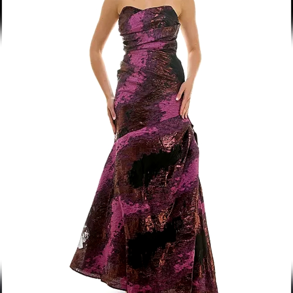 Taylor Women's Metallic Jacquard Strapless Gown Sz 4